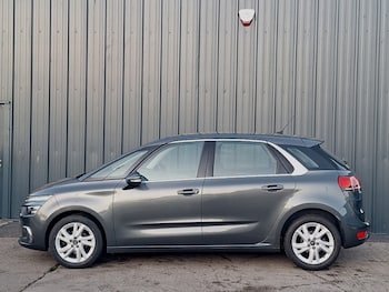 Used Citroen C4 Picasso 2016 for sale - 76925264: Photo