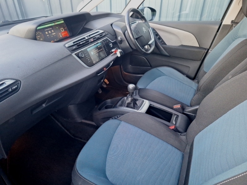 Used Citroen C4 Picasso 2016 for sale - 76925264: Photo 5