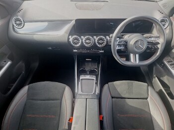 Used Mercedes-Benz GLA 2023 for sale - 78727760: Photo