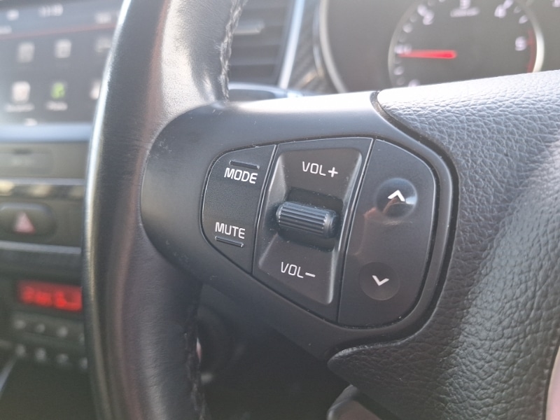 Used Kia Carens 2017 for sale - 77008651: Photo 14