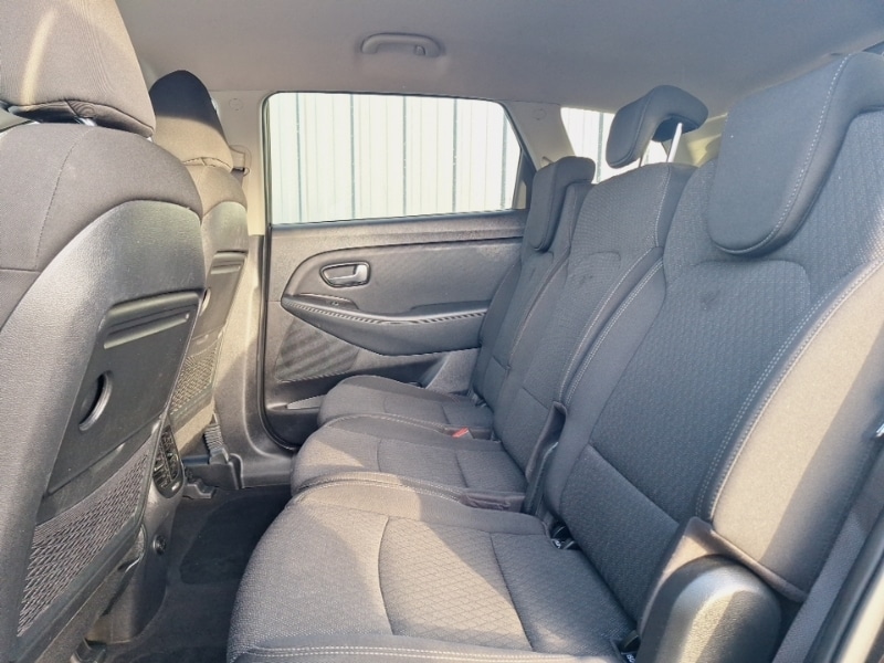 Used Kia Carens 2017 for sale - 77008651: Photo 6