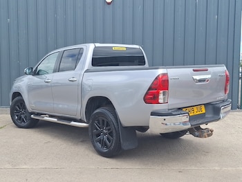 Used Toyota Hilux 2019 for sale - 79180368: Photo