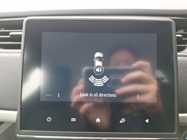 Used Renault Zoe 2021 for sale - 75989560: Photo 11