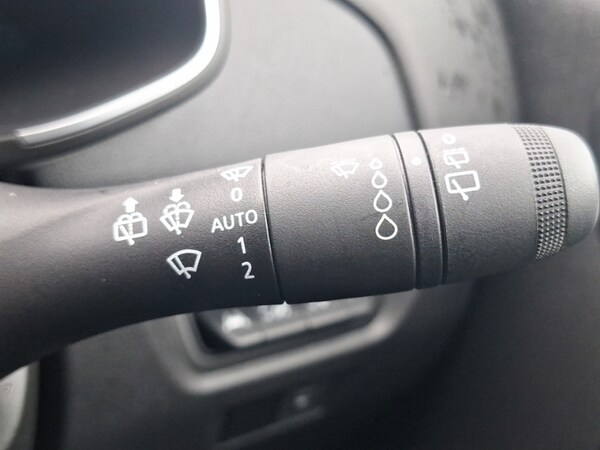 Used Renault Zoe 2021 for sale - 75989560: Photo 17