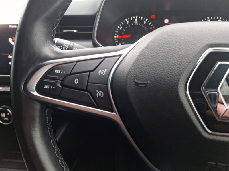 Used Renault Clio 2020 for sale - 76392883: Photo 12