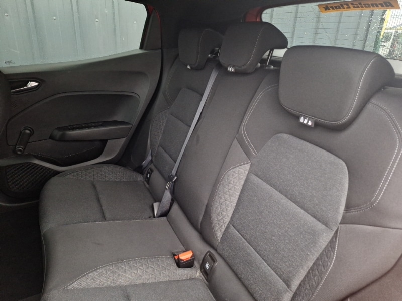 Used Renault Clio 2020 for sale - 76392883: Photo 6