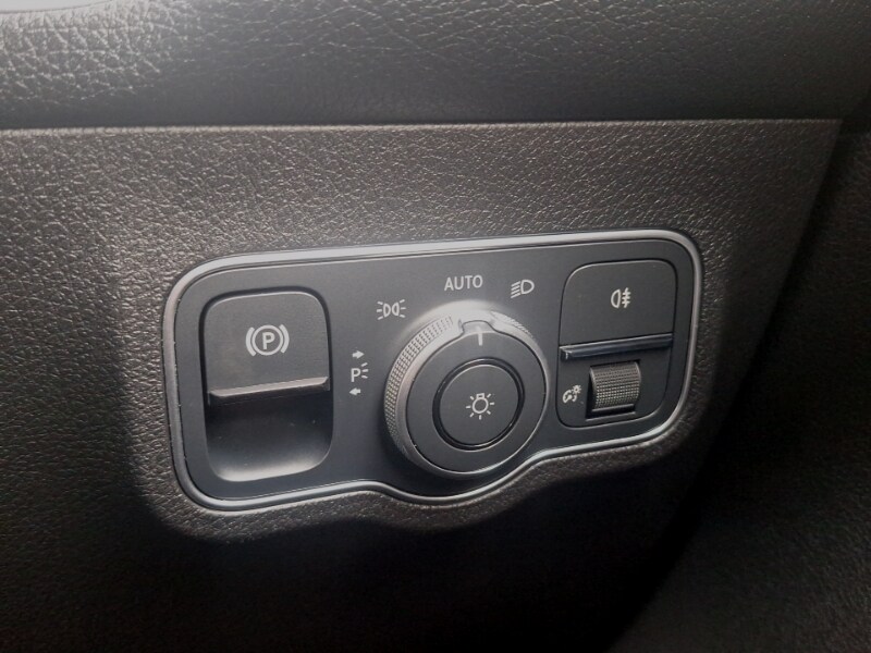 Used Mercedes-Benz EQB 2022 for sale - 77664381: Photo 11