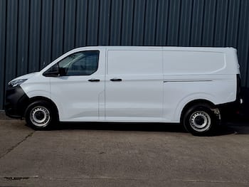 Used Ford Transit Custom 2024 for sale - 79642318: Photo