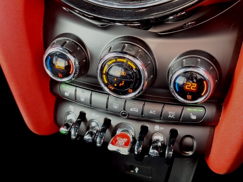 Used MINI Hatch 2018 for sale - 77874340: Photo 12