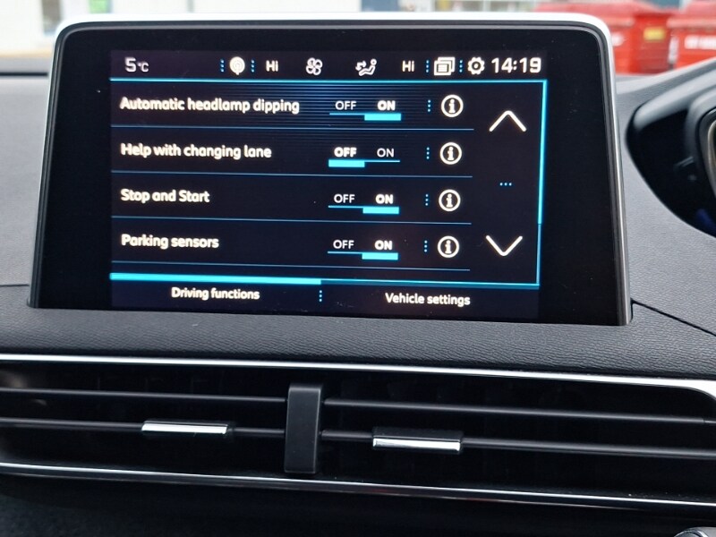 Used Peugeot 3008 2018 for sale - 77265555: Photo 17