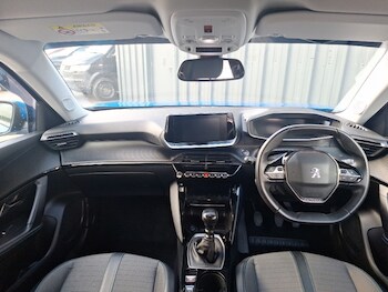 Used Peugeot 2008 2021 for sale - 76301889: Photo 2