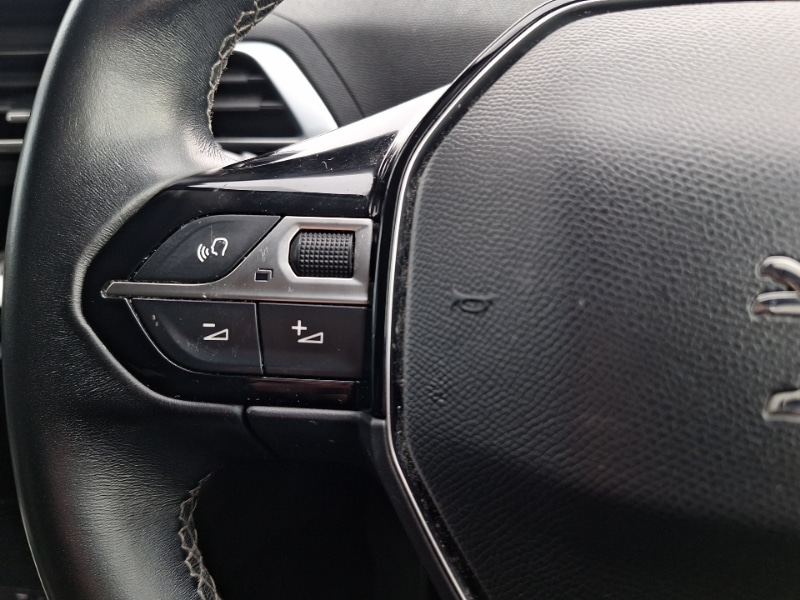 Used Peugeot 3008 2021 for sale - 76325789: Photo 13