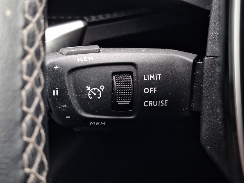 Used Peugeot 3008 2021 for sale - 76325789: Photo 15