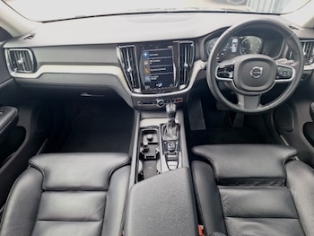 Used Volvo V60 2018 for sale - 78656450: Photo