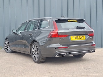 Used Volvo V60 2018 for sale - 78656450: Photo
