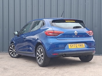 Used Renault Clio 2023 for sale - 75530743: Photo