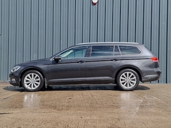 Used Volkswagen Passat 2018 for sale - 78572494: Photo