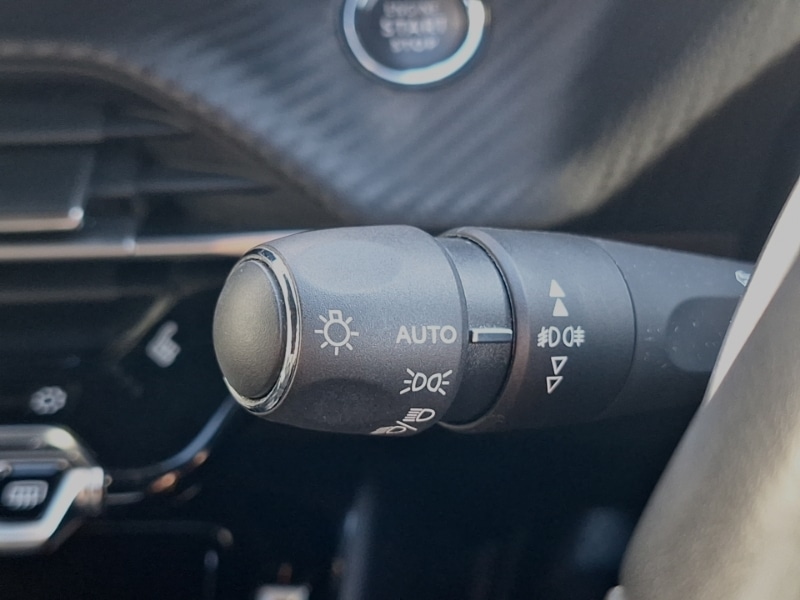 Used Peugeot 2008 2022 for sale - 77881825: Photo 19