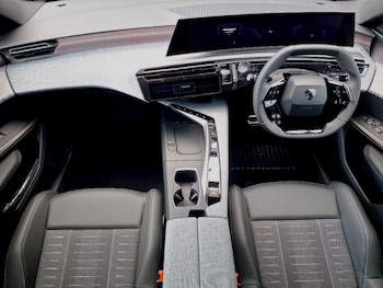 Used Peugeot 3008 2025 for sale - 78269091: Photo