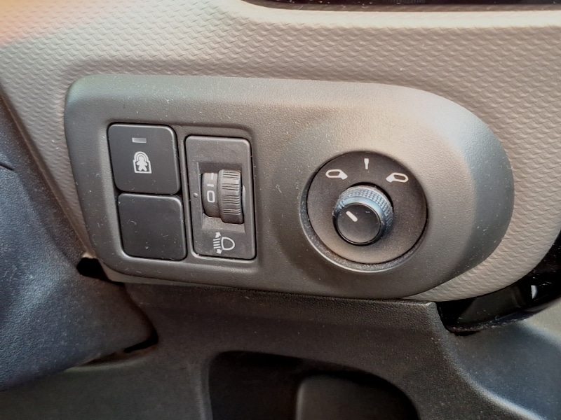 Used Citroen C4 Cactus 2018 for sale - 78041101: Photo 13