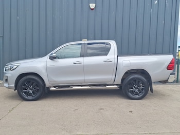 Used Toyota Hilux 2019 for sale - 79414806: Photo