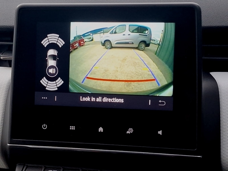 Used Renault Clio 2022 for sale - 76970619: Photo 11