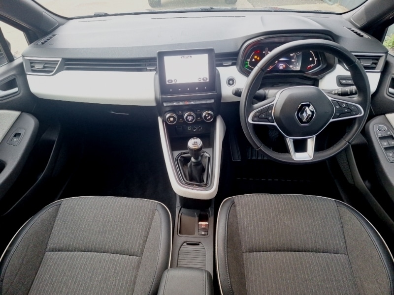 Used Renault Clio 2022 for sale - 76970619: Photo 2