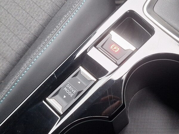 Used Peugeot 208 2022 for sale - 76213167: Photo 11