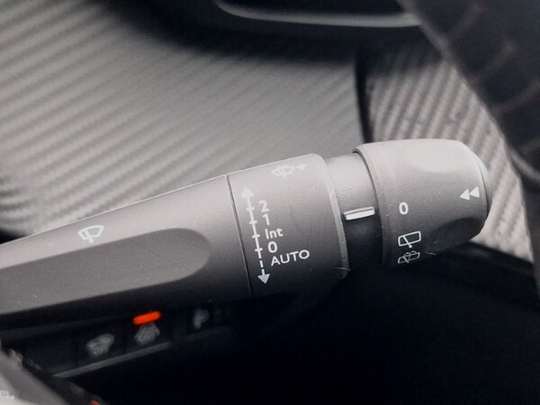 Used Peugeot 208 2022 for sale - 76213167: Photo 18