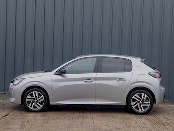 Used Peugeot 208 2022 for sale - 76213167: Photo 4