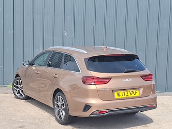 Used Kia Ceed 2022 for sale - 78642678: Photo