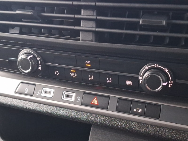 Used Vauxhall Vivaro 2024 for sale - 76721456: Photo 11