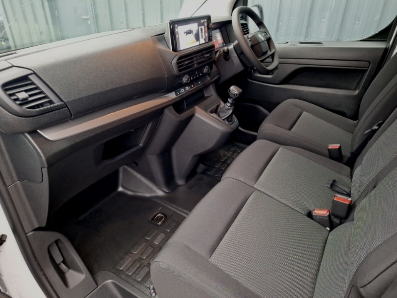 Used Vauxhall Vivaro 2024 for sale - 76721456: Photo 5