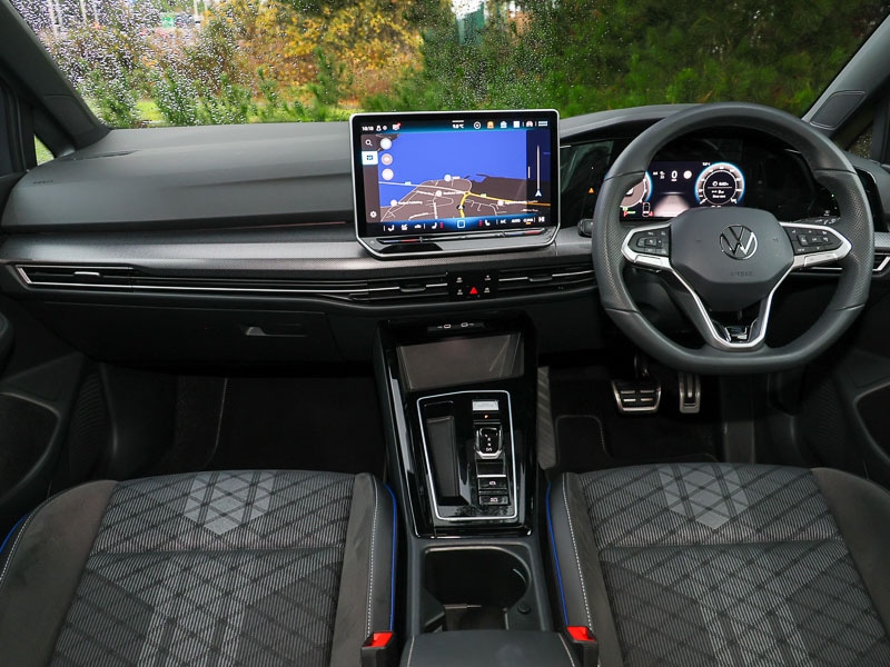 Used Volkswagen Golf 2025 for sale - 76619202: Photo 2