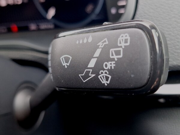 Used Skoda Karoq 2024 for sale - 74836604: Photo 15