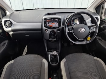Used Toyota AYGO 2021 for sale - 75939658: Photo