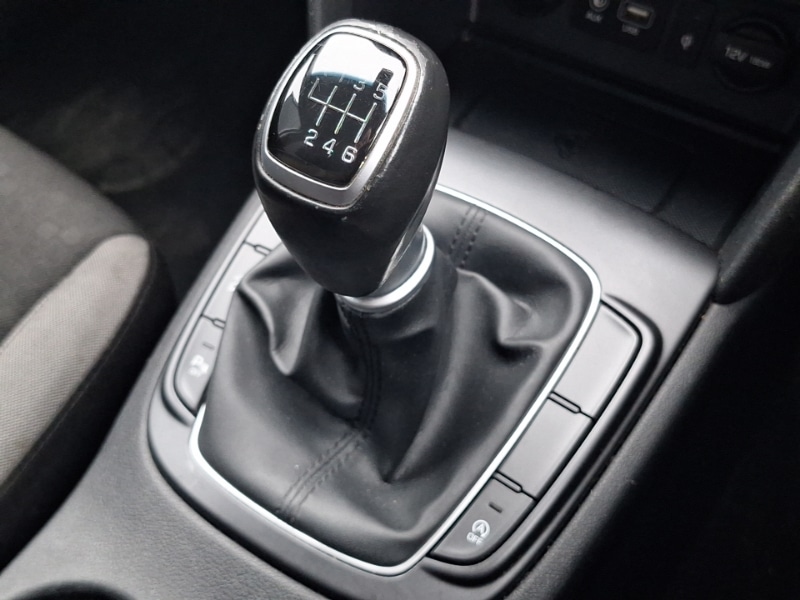 Used Hyundai KONA 2018 for sale - 76779390: Photo 18