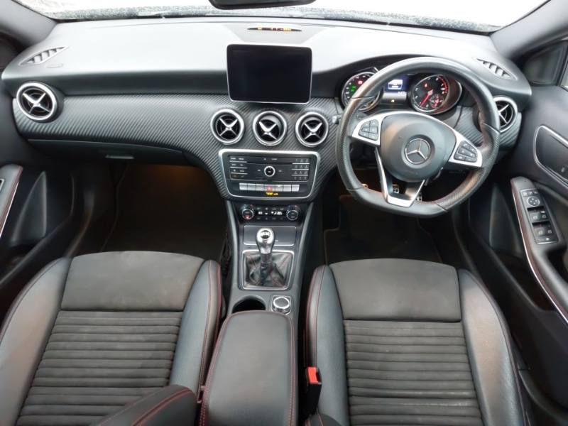 Used Mercedes-Benz A-Class 2016 for sale - 76543708: Photo 2