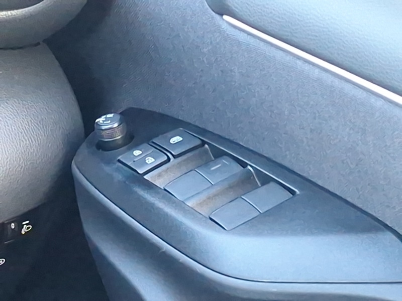 Used Mazda Mazda2 HYBRID 2024 for sale - 76920219: Photo 11