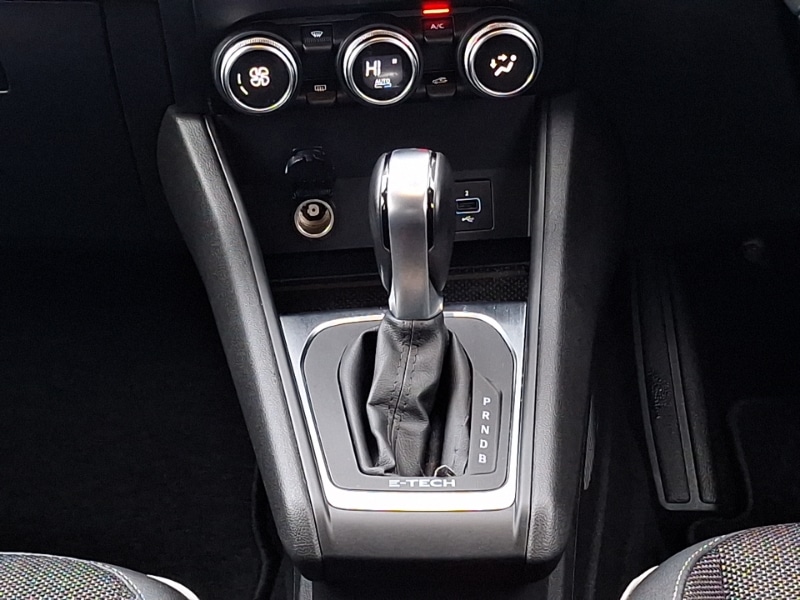 Used Renault Captur 2022 for sale - 77405477: Photo 10