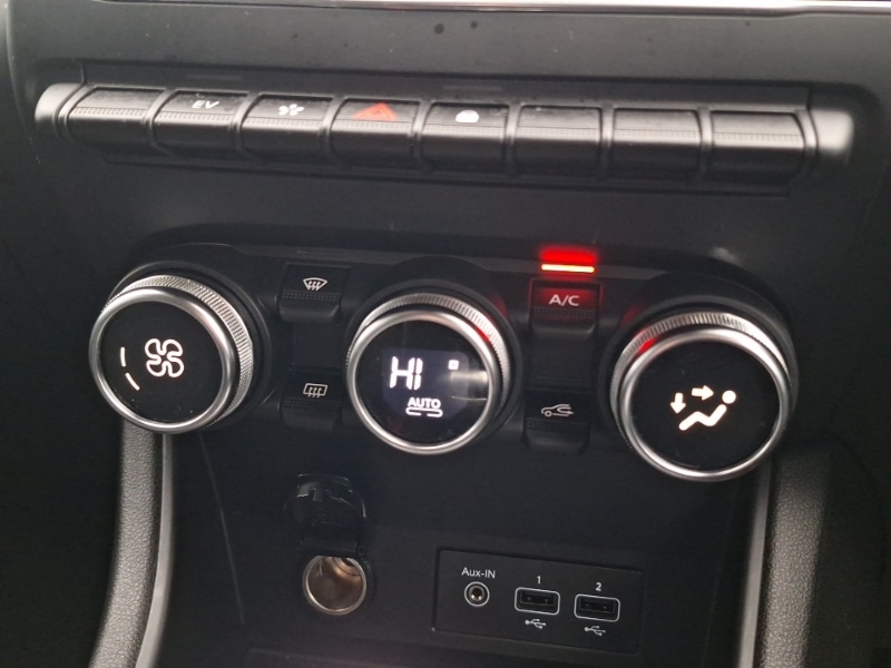 Used Renault Captur 2022 for sale - 77405477: Photo 18