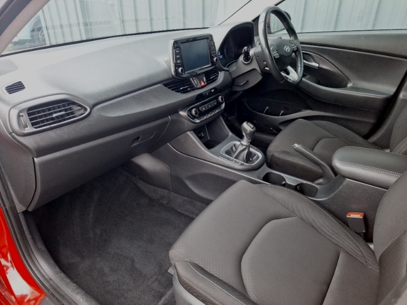 Used Hyundai i30 2018 for sale - 77678158: Photo 5