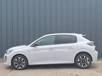 Used Peugeot 208 2025 for sale - 75338868: Photo
