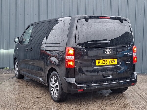 Used Toyota PROACE CITY Verso 2025 for sale - 76165740: Photo 3
