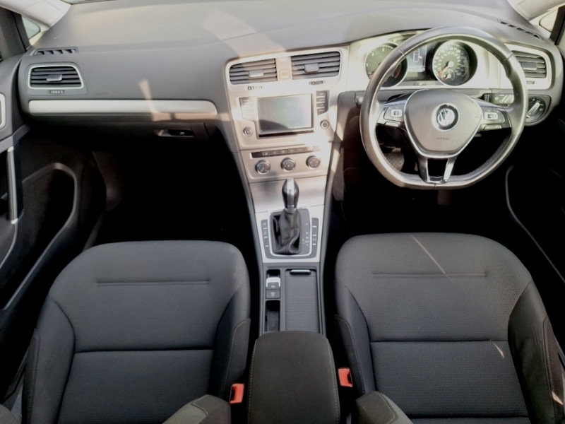 Used Volkswagen Golf 2016 for sale - 76741616: Photo 2