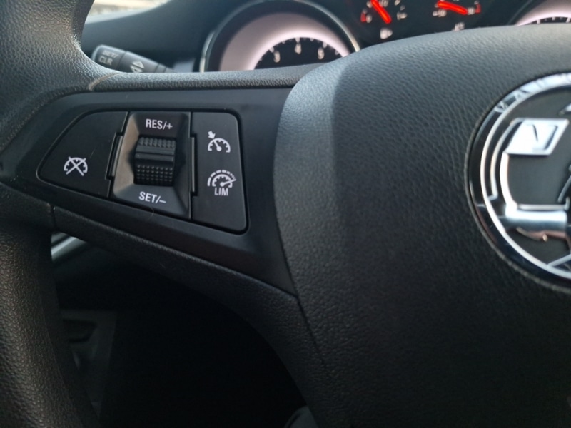 Used Vauxhall Astra 2019 for sale - 76613904: Photo 13