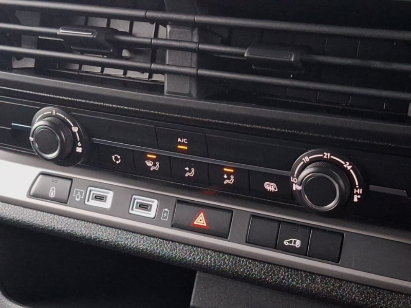 Used Vauxhall Vivaro 2024 for sale - 76713543: Photo 11