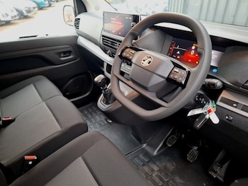 Used Vauxhall Vivaro 2024 for sale - 76713543: Photo