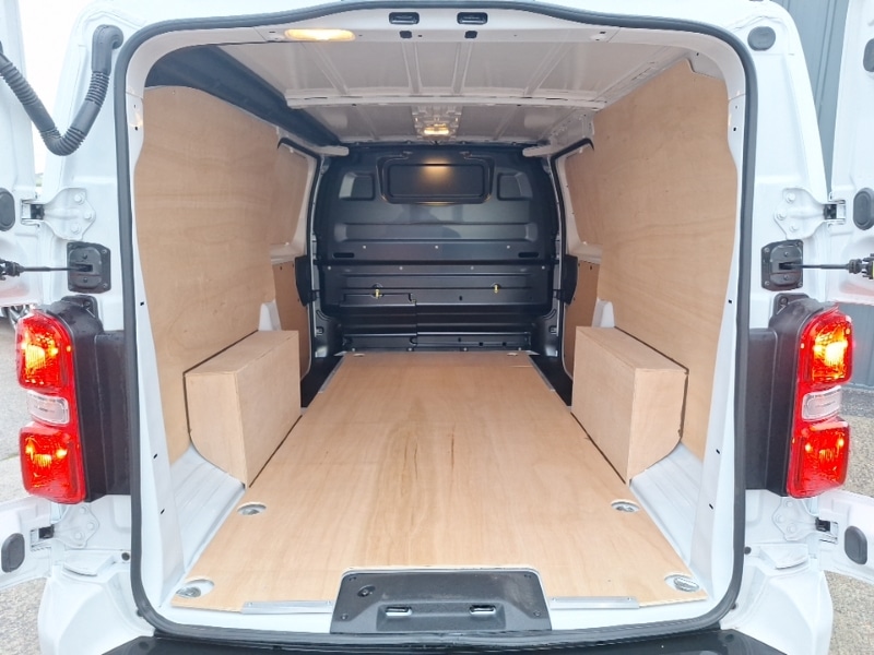 Used Vauxhall Vivaro 2024 for sale - 76713543: Photo 8