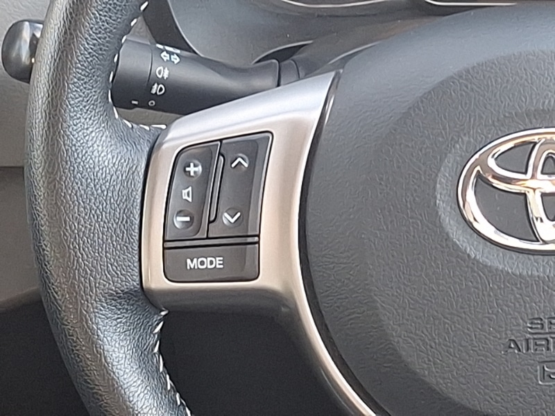 Used Toyota Yaris 2014 for sale - 77028568: Photo 12